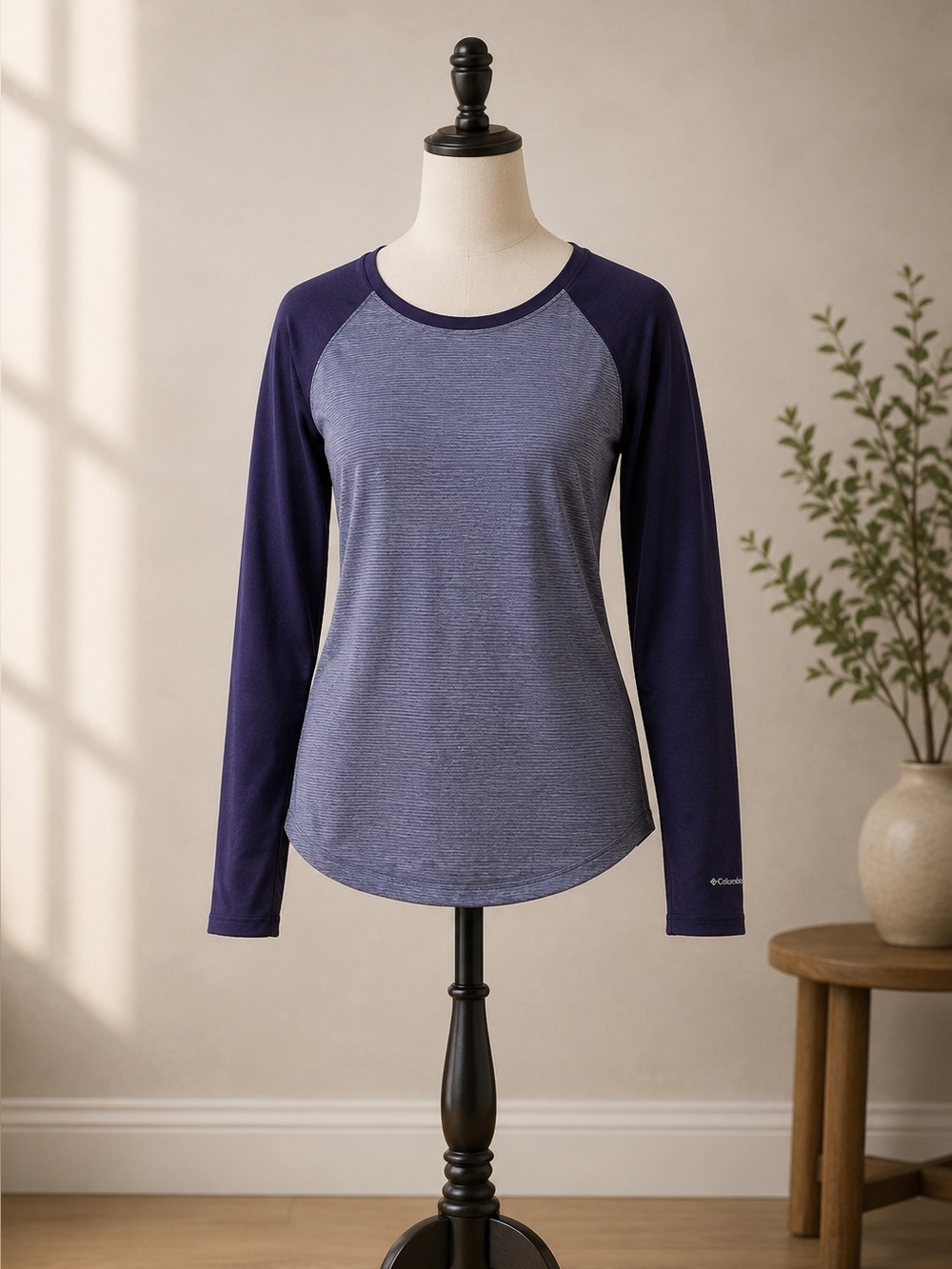 Columbia Omni-wick Purple Long Sleeve Layering Shirt Size Large Top